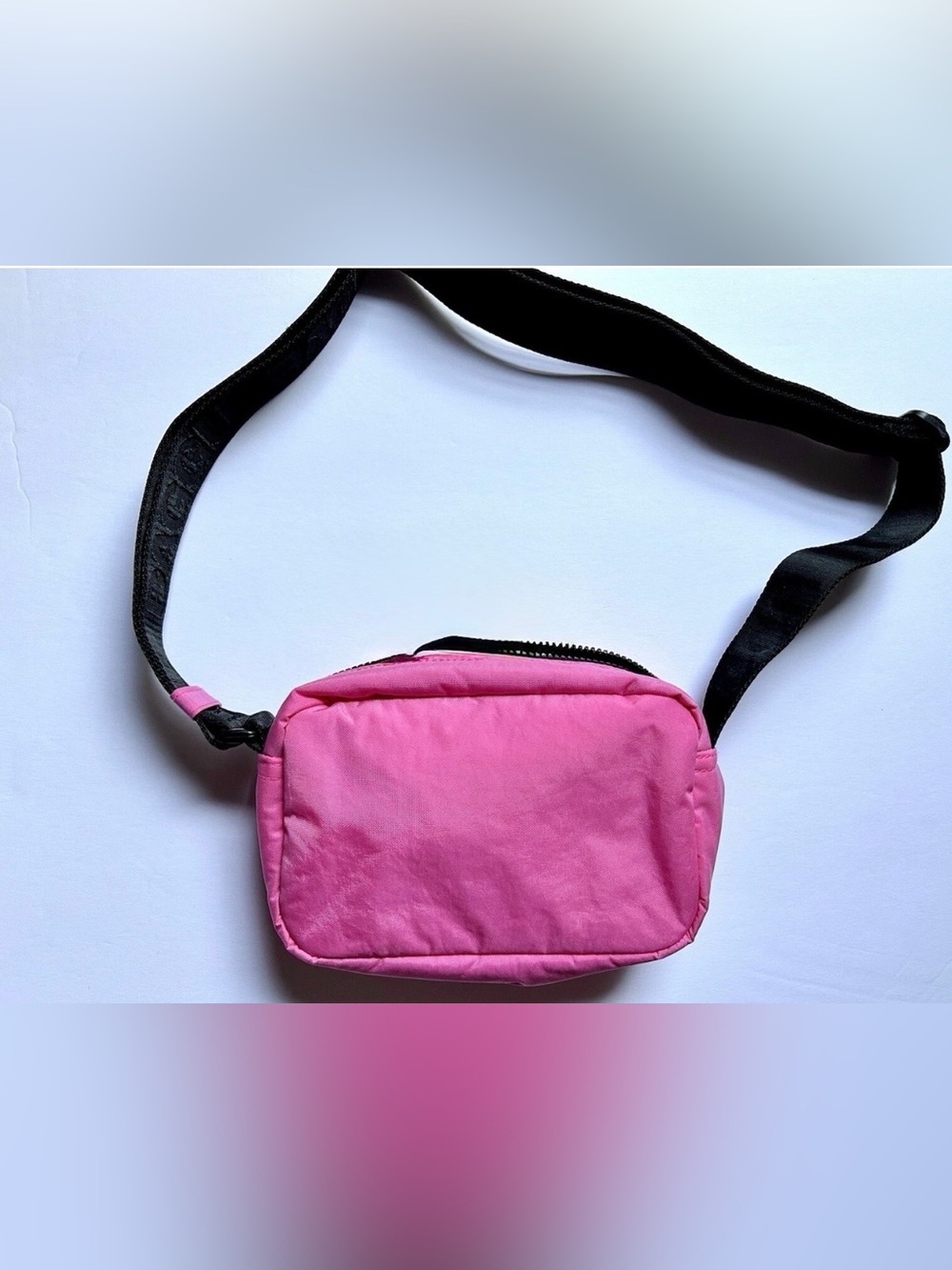 BAGGU Pink Crossbody camera bag with Black Strap
